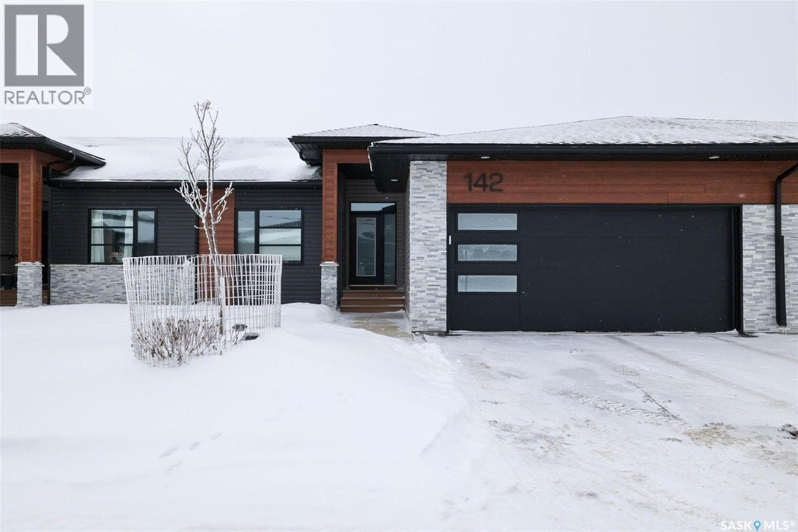 142 3960 Green Falls DRIVE — photo 2