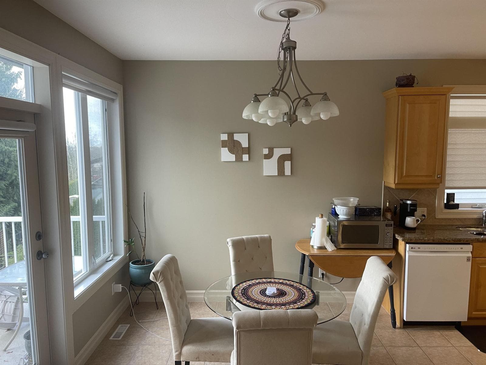 36512 AUGUSTON PARKWAY EAST — photo 5