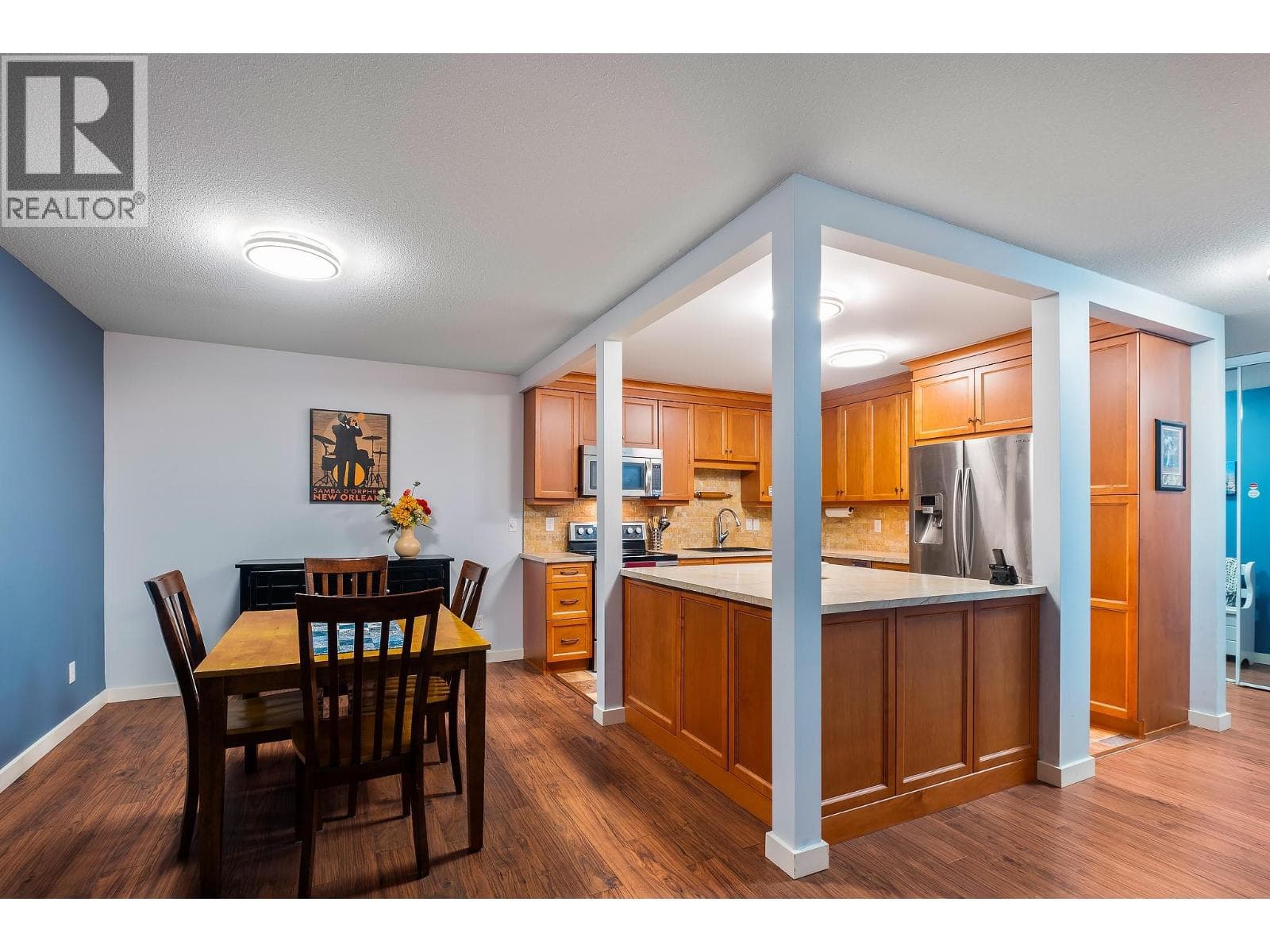 1055 Lawrence Avenue Unit# 206 — photo 4