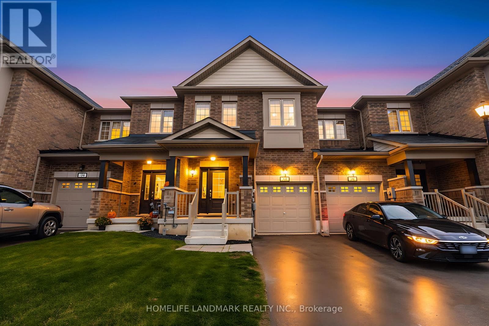 21 SAPPHIRE WAY in 