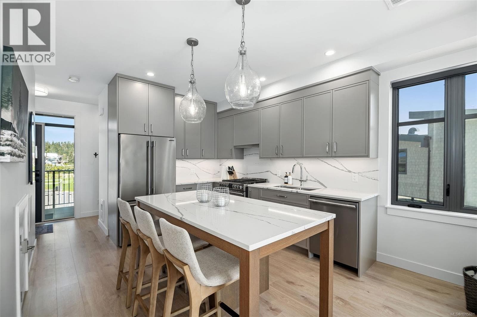 12 9022 CLARKSON AVENUE — photo 3