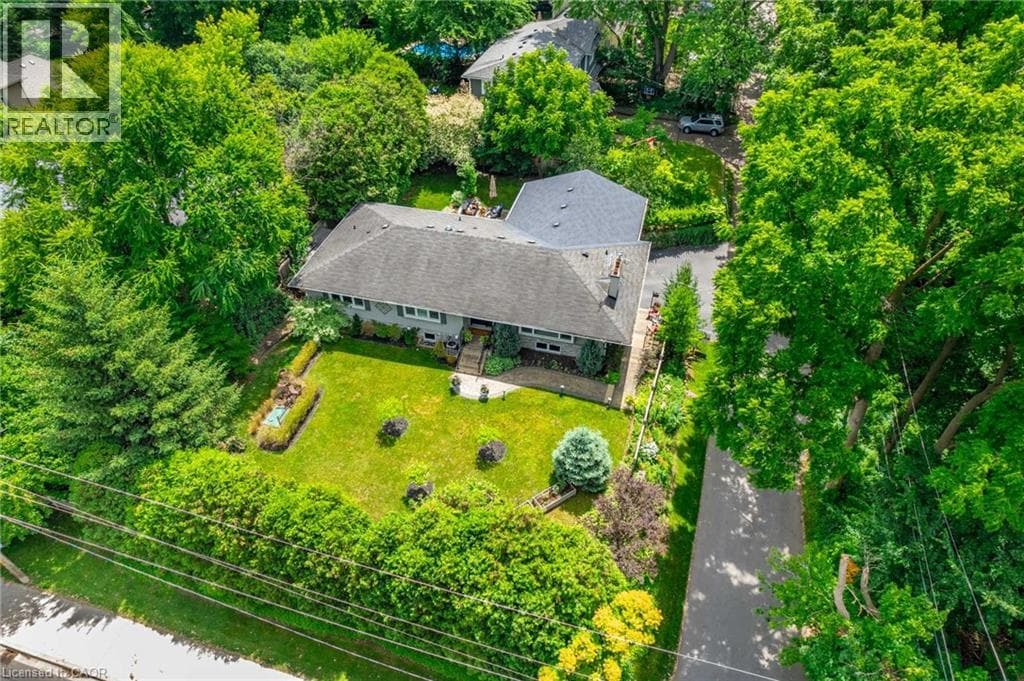 4306 LAKESHORE ROAD in 