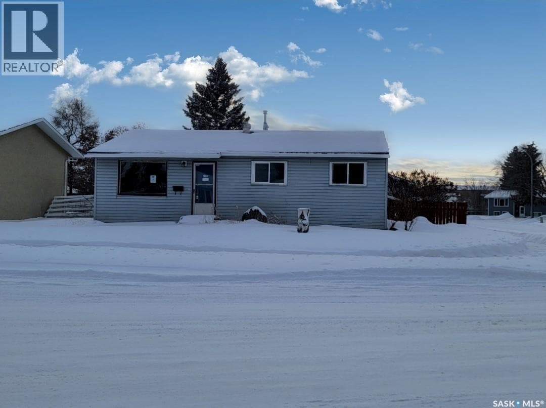 4721 Barr CRESCENT in 