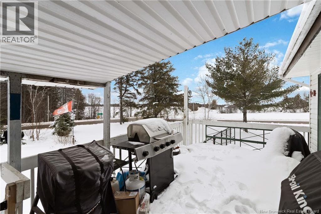 699 VILLAGE LA PRAIRIE ROAD — photo 5