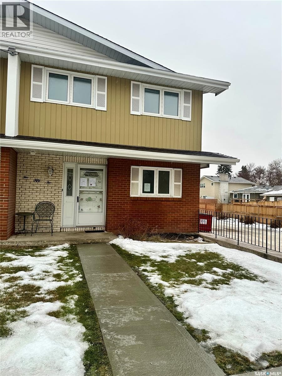 252 PLAINSVIEW DRIVE in Albert Park