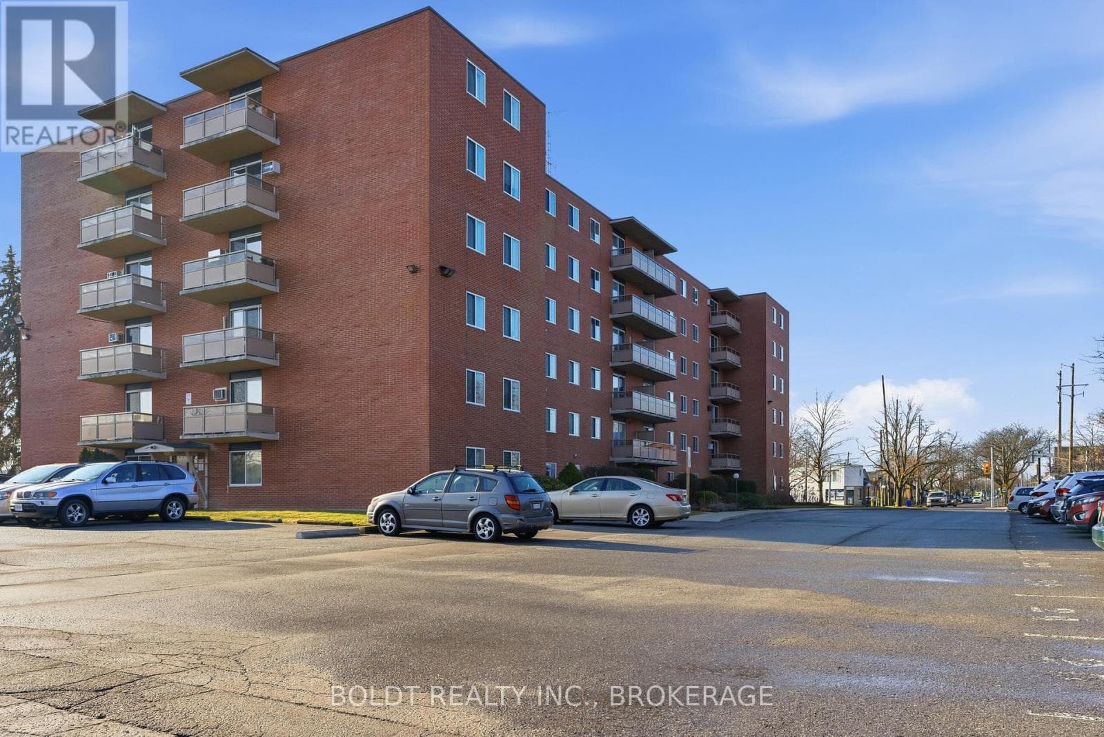 107 - 264 GRANTHAM AVENUE — photo 3