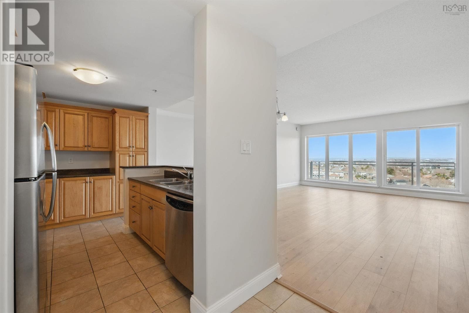 901 60 WALTER HAVILL DRIVE — photo 3