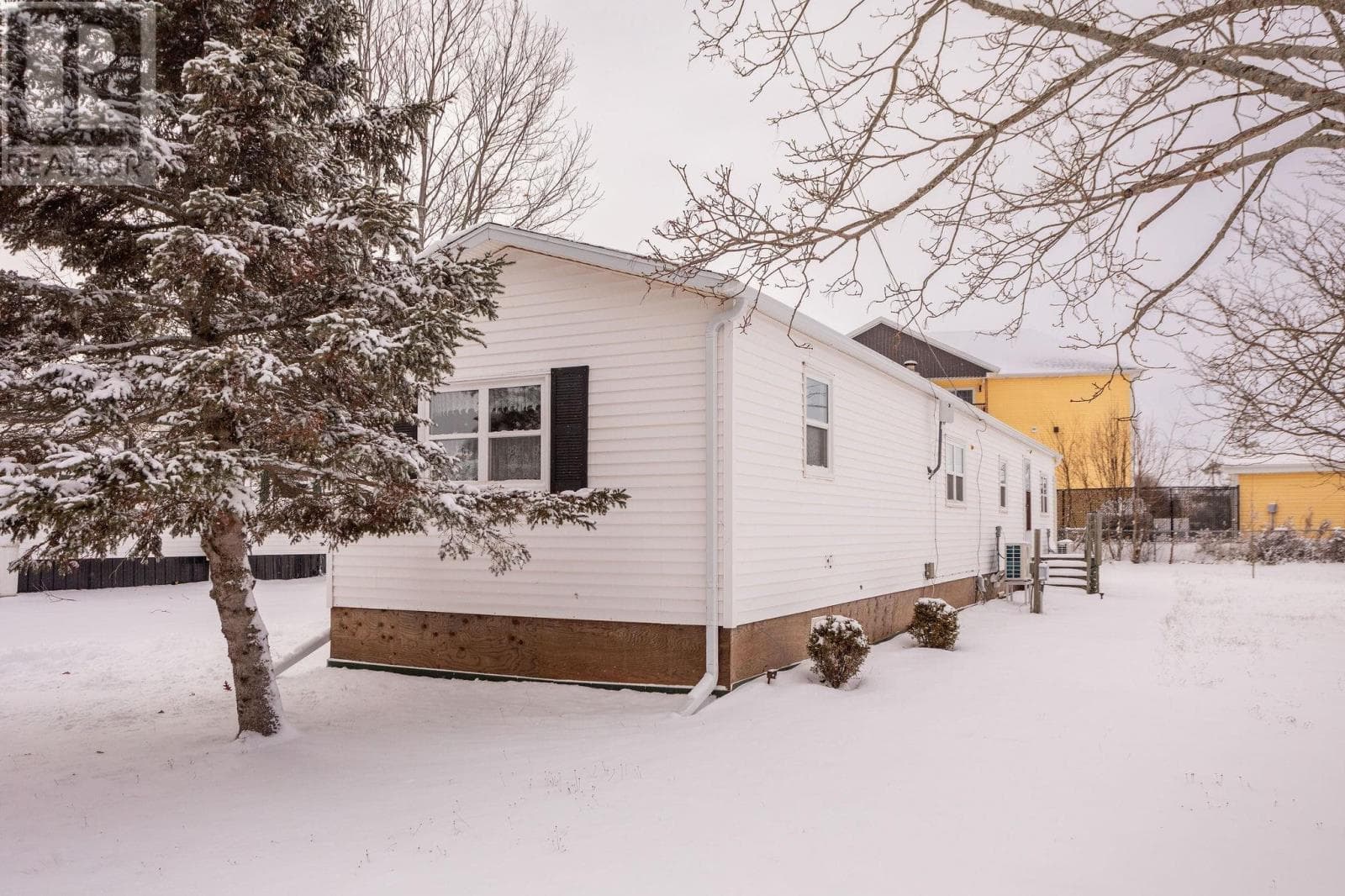80 HERITAGE DRIVE — photo 4