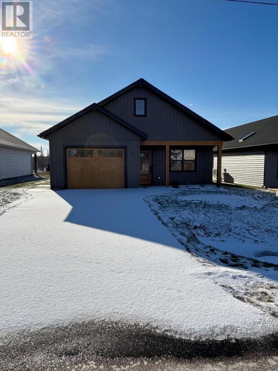 32 REDDIN HEIGHTS in 