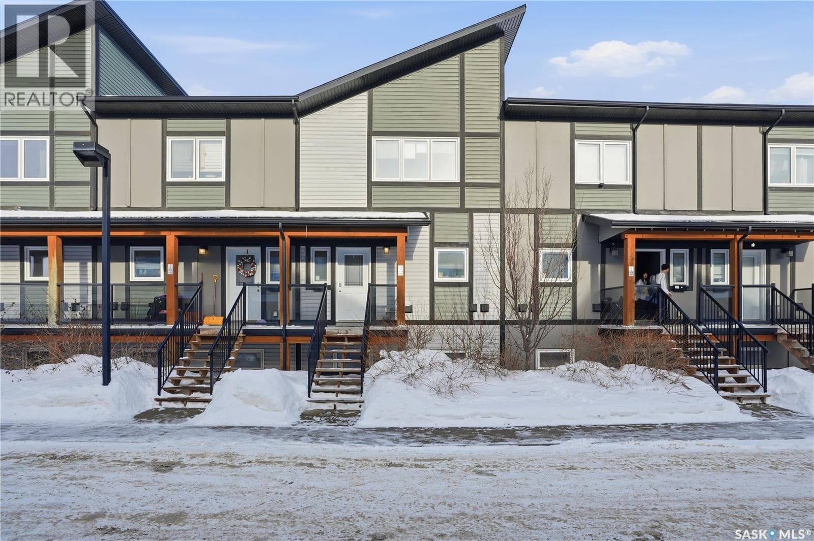 1106 130 Marlatte CRESCENT in N.E. Development Area