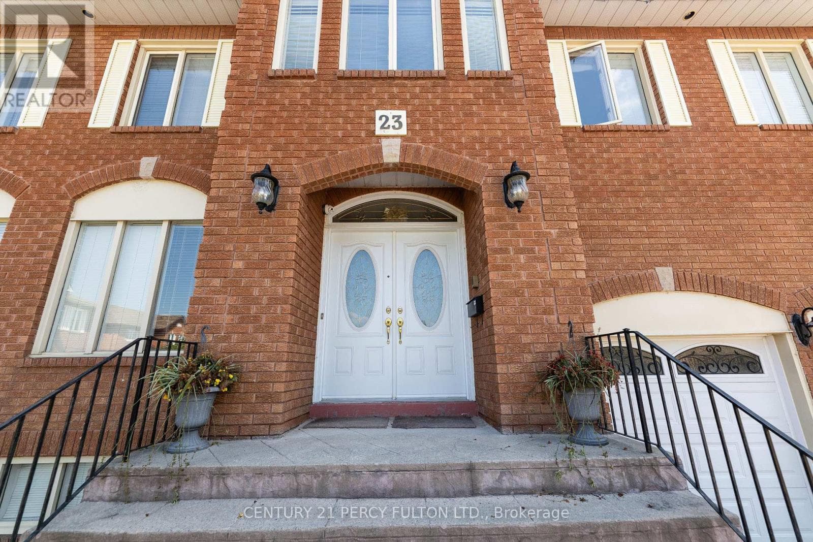 23 LEAH CRESCENT — photo 3