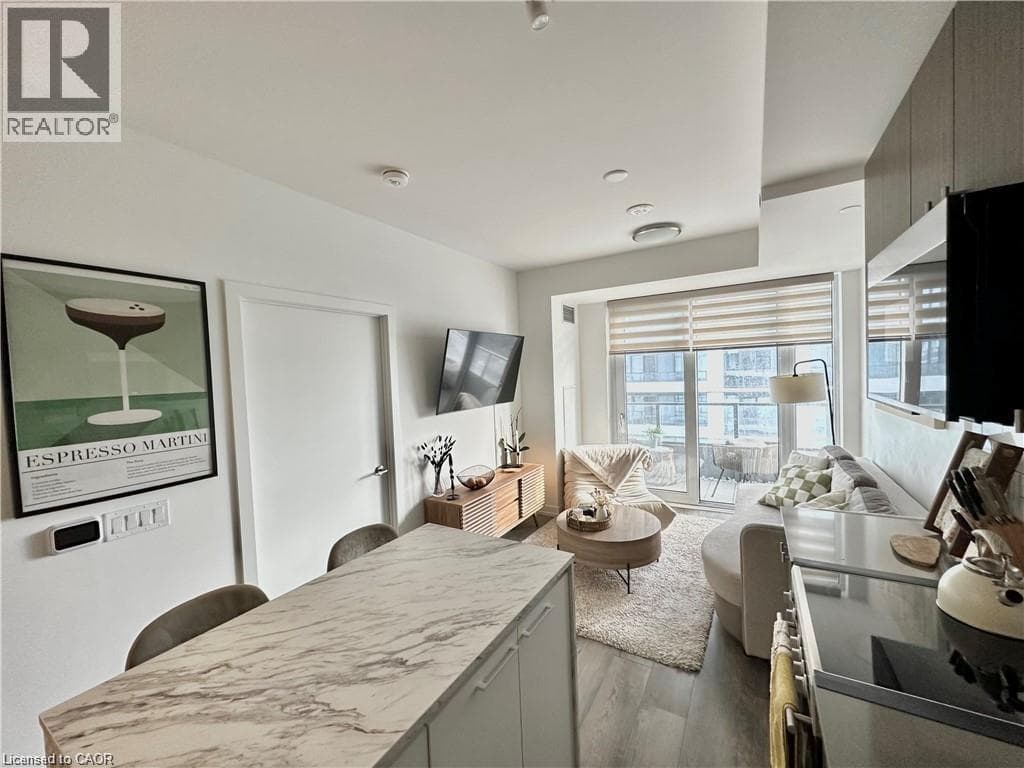 15 WELLINGTON Street S Unit# 1114 in Victoria Hills/Cherry Hill/ KW Hosp