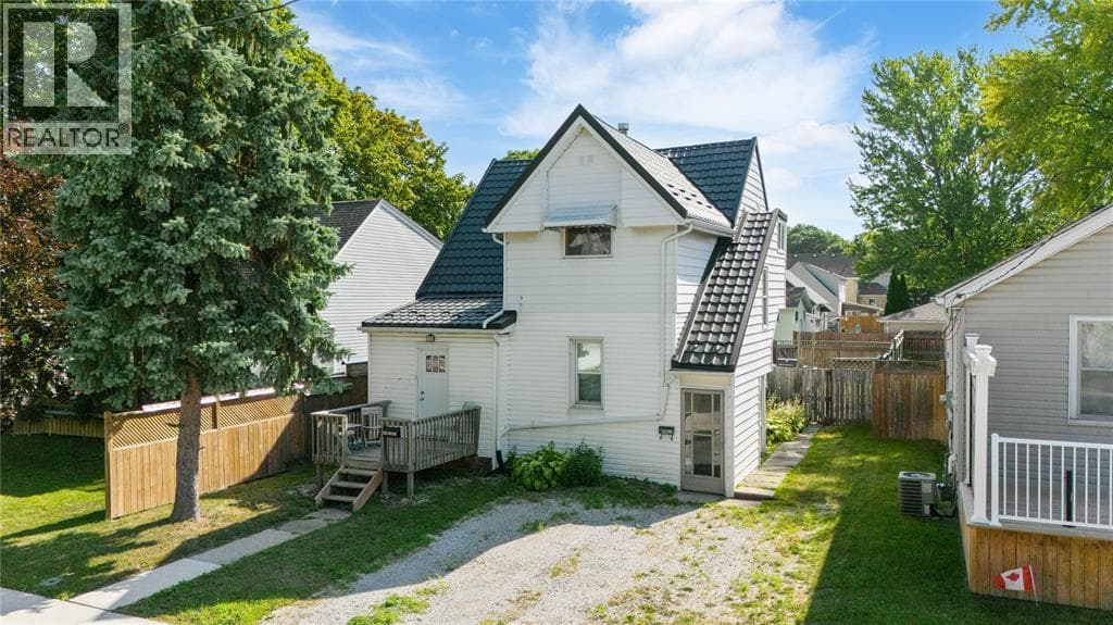 404 RUSSELL STREET SOUTH in 
