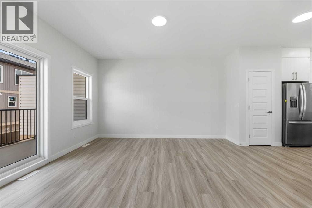 603, 90 Corner Meadows Manor NE — photo 4