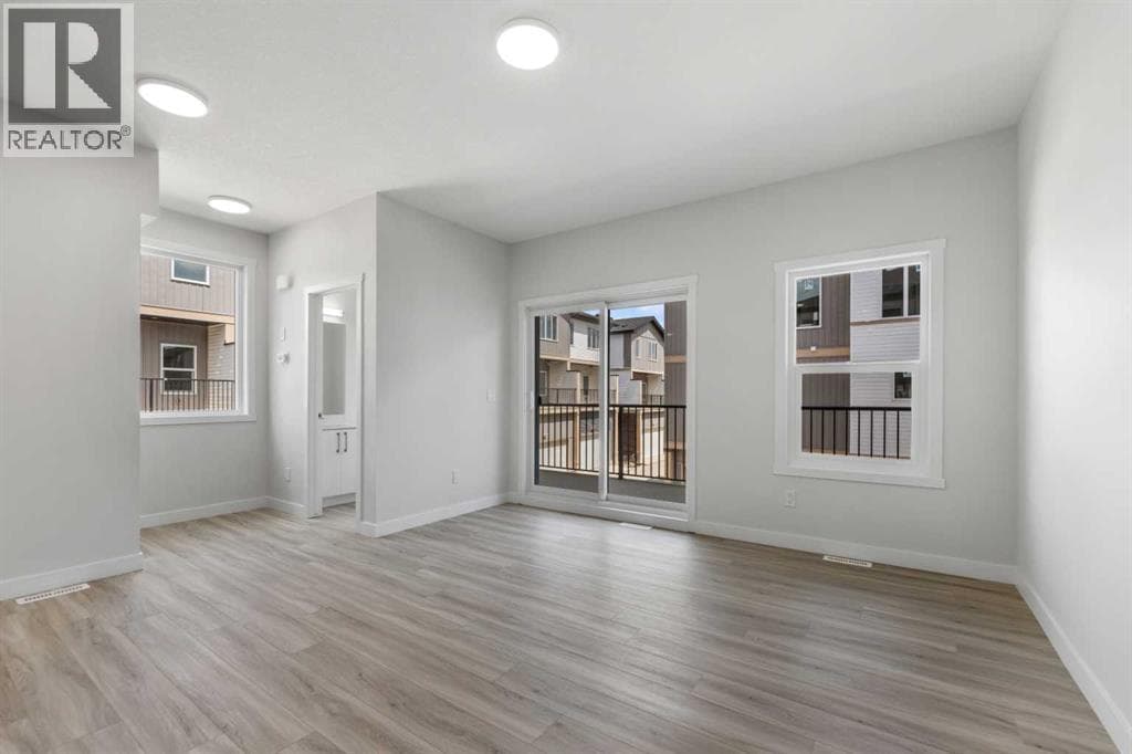 603, 90 Corner Meadows Manor NE — photo 5