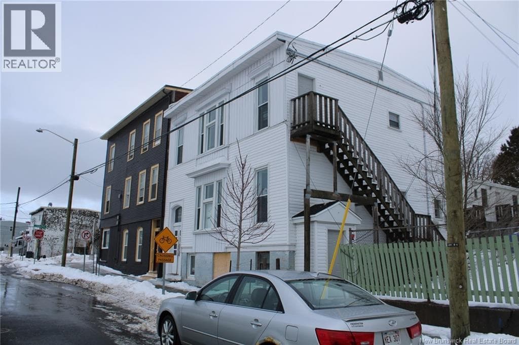 93 St James Street, New Brunswick — photo 2
