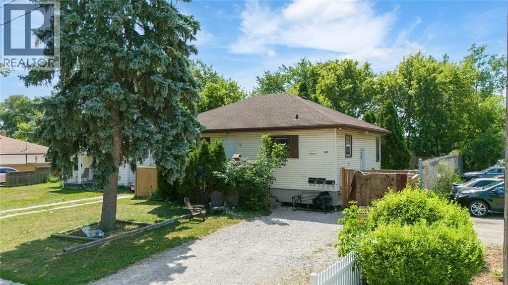 863 DEVINE STREET in 