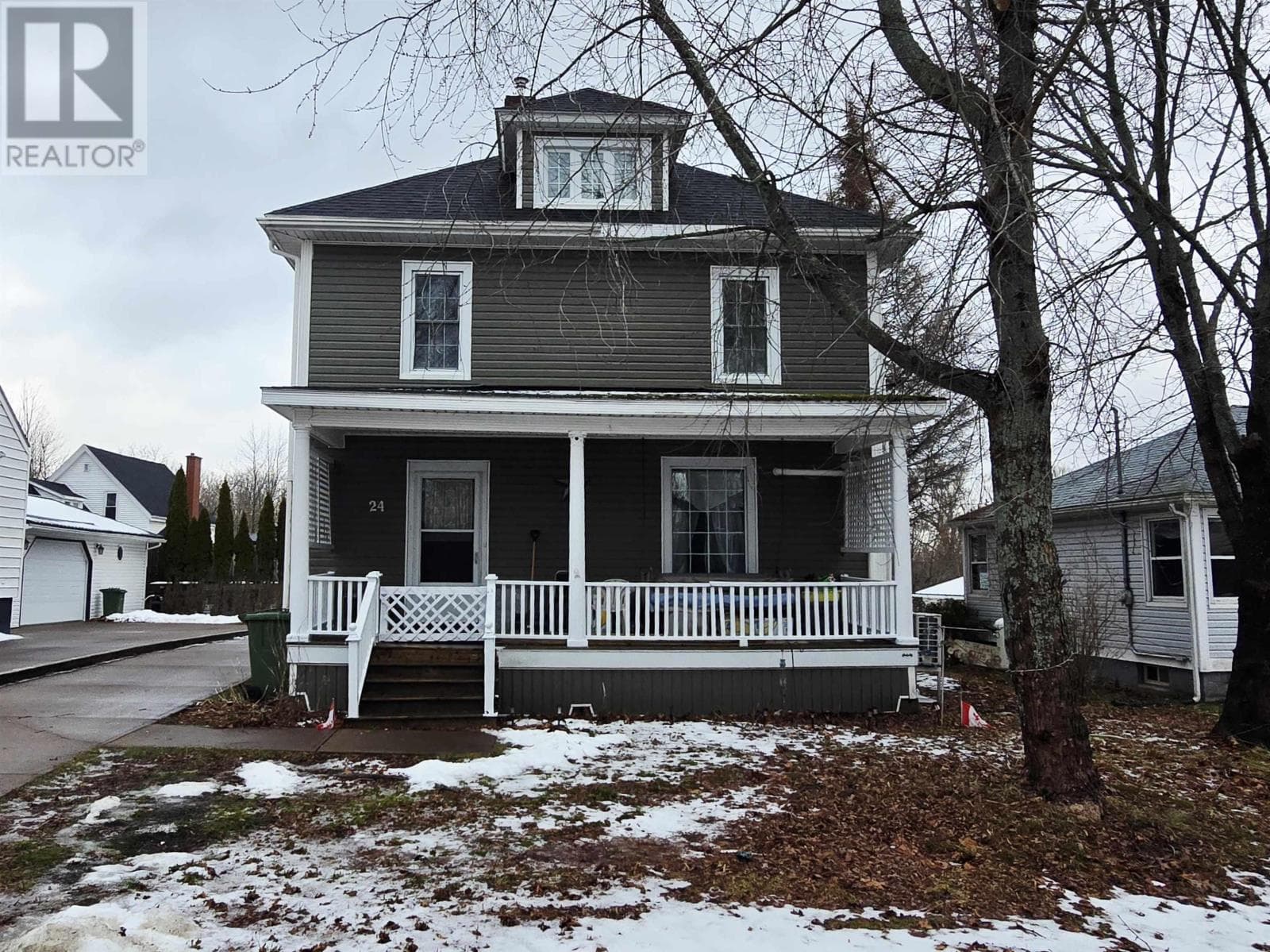 24 CLAREMONT AVENUE in 