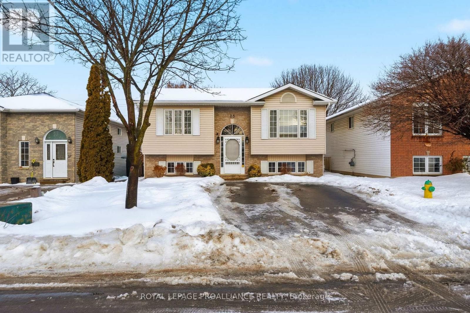25 FARADAY GARDENS in 