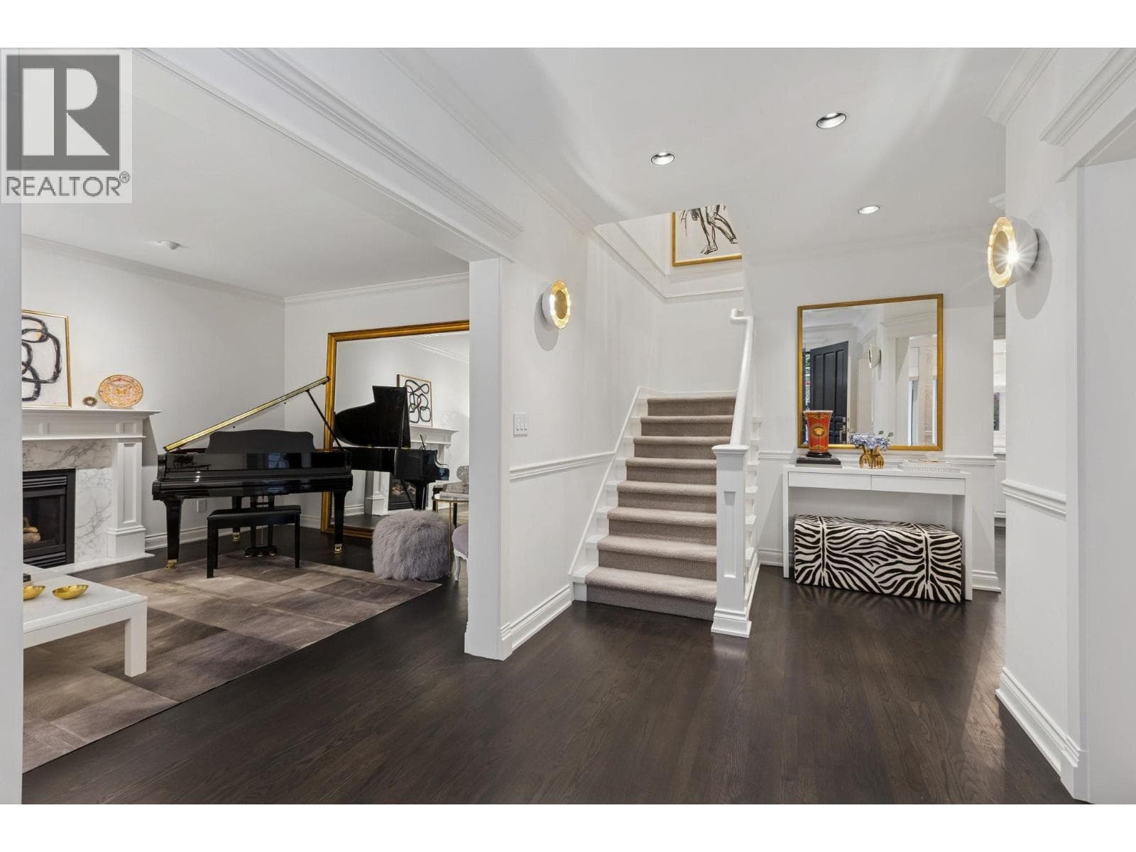 4081 WOODBURY AVENUE — photo 2