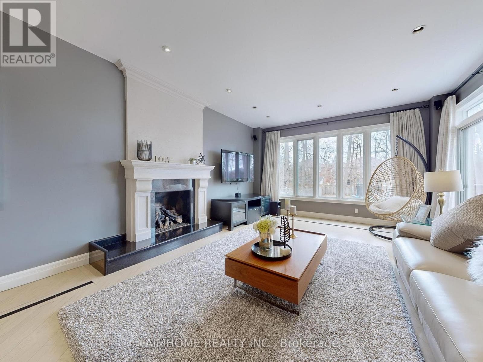 145 RENAISSANCE COURT — photo 4