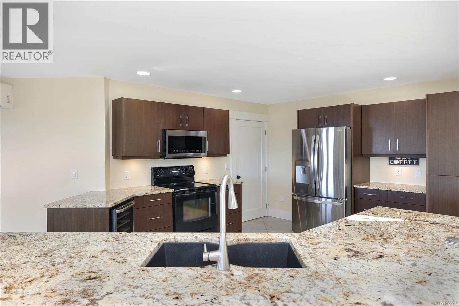 3411 KARGER TERRACE — photo 5