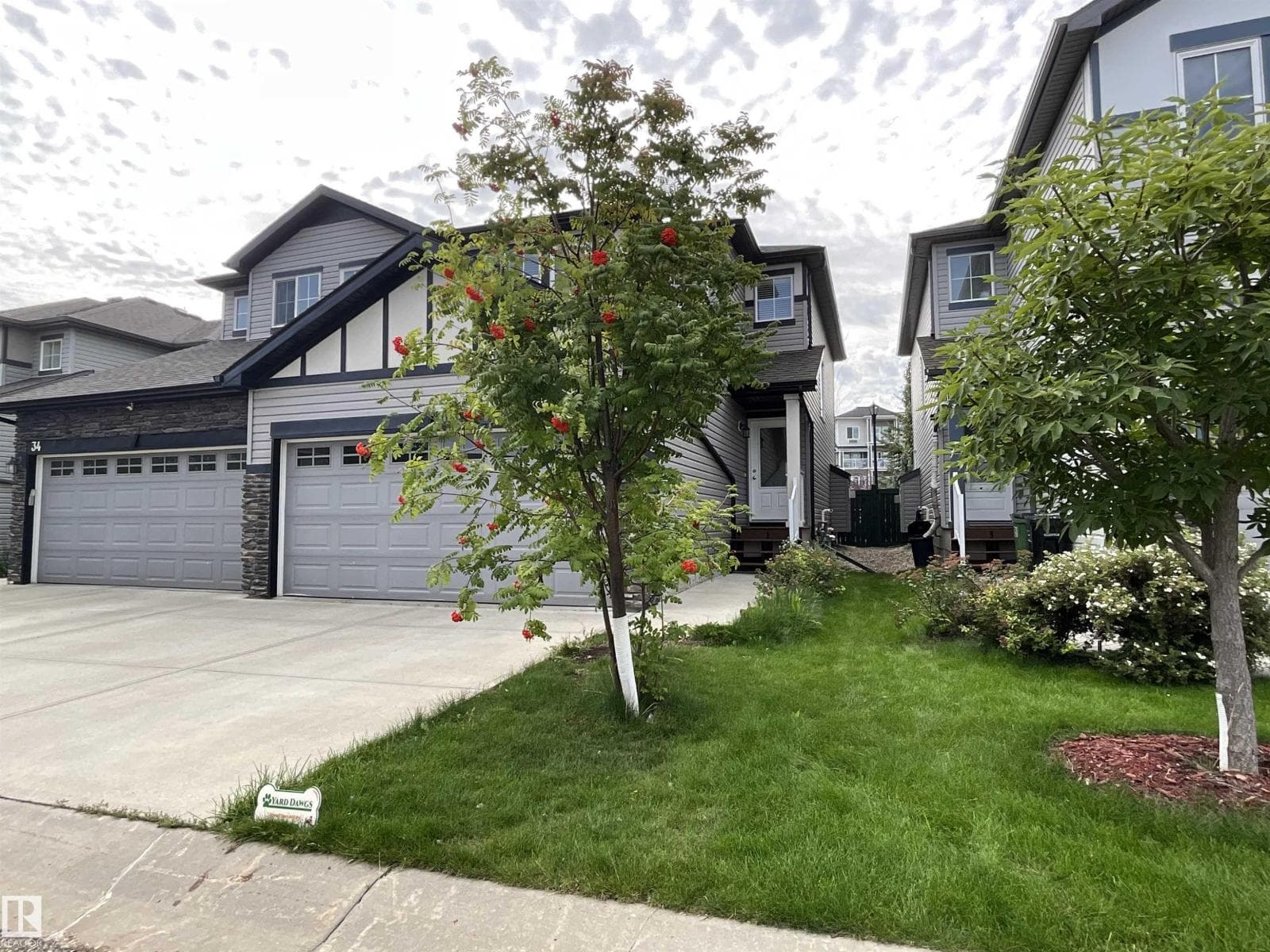 #33 9350 211 ST NW, Edmonton — photo 2