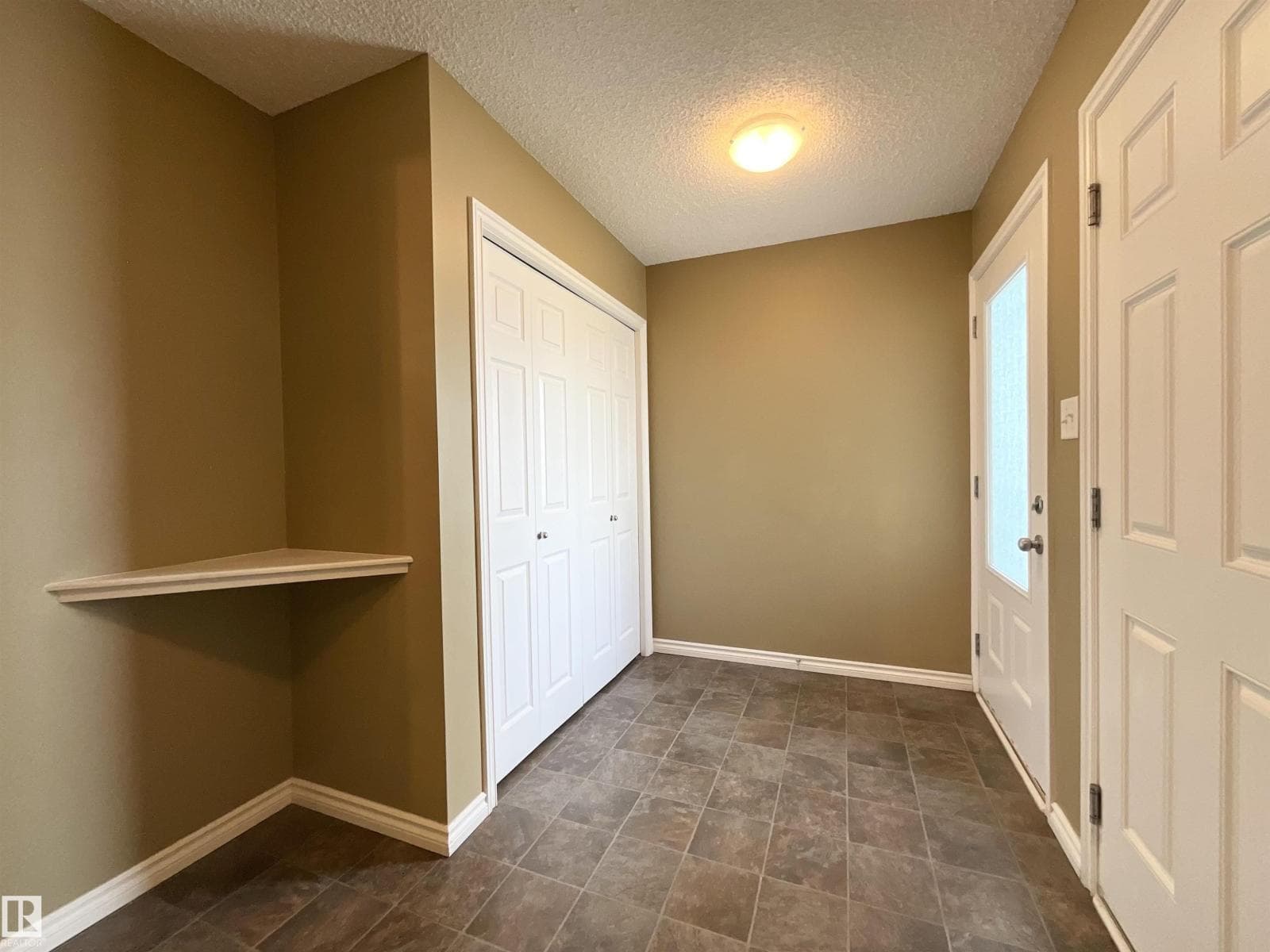 #33 9350 211 ST NW, Edmonton — photo 4