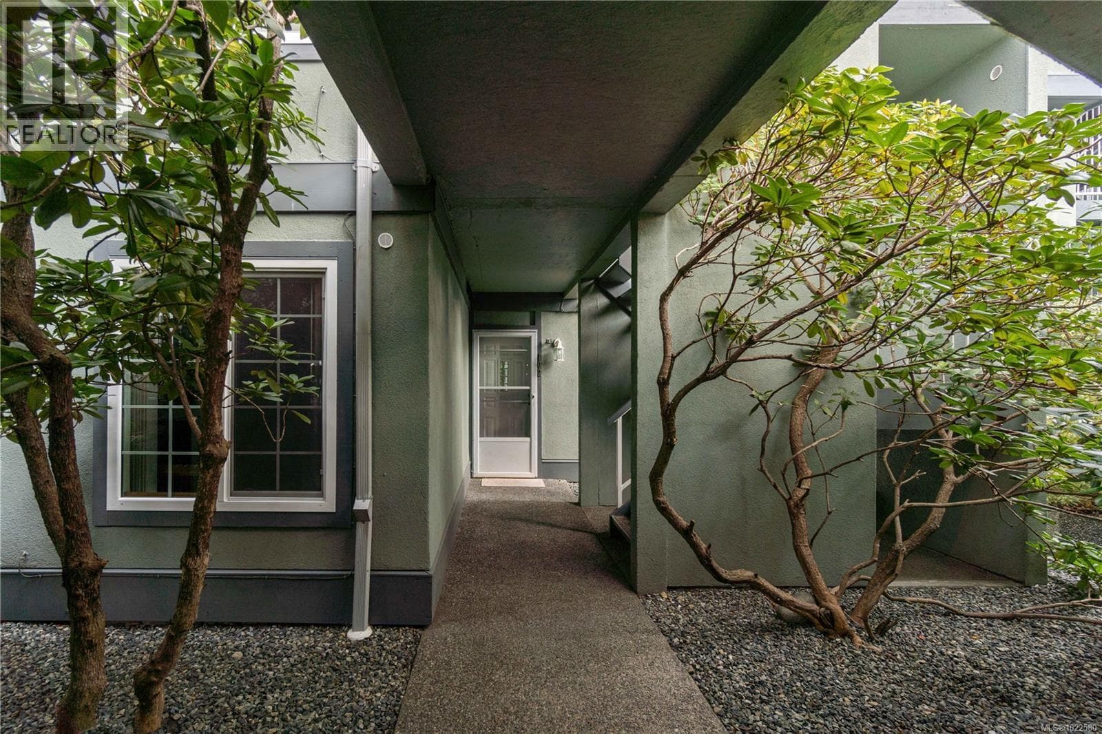 102 320 Selby St — photo 3