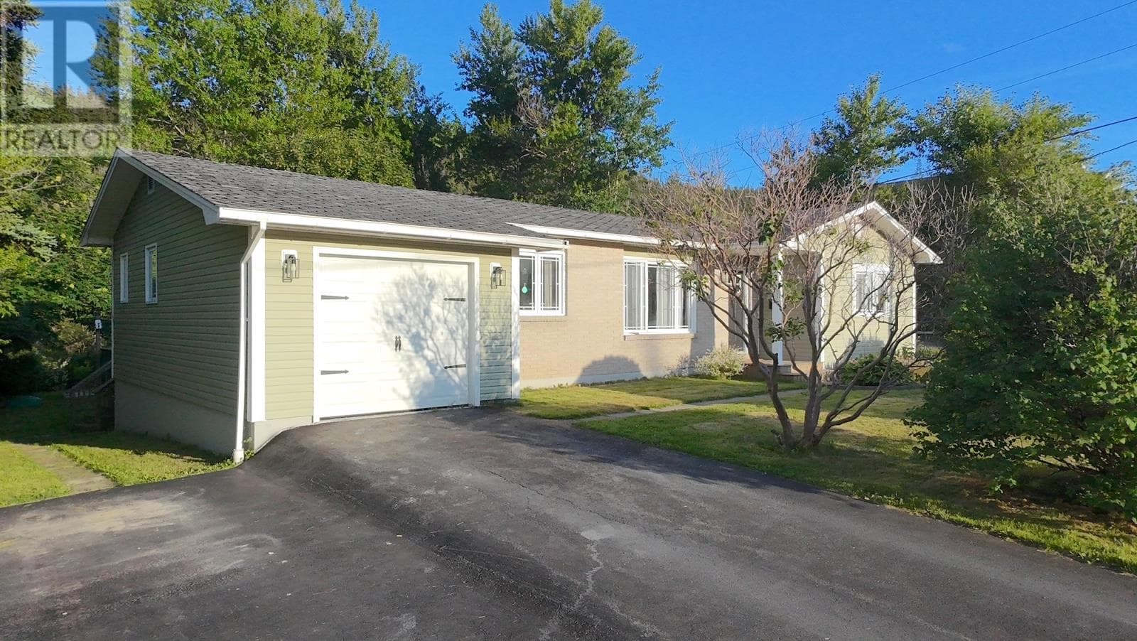 27 Riverview Avenue — photo 2