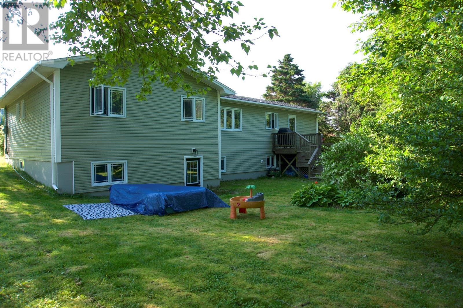 27 Riverview Avenue — photo 4