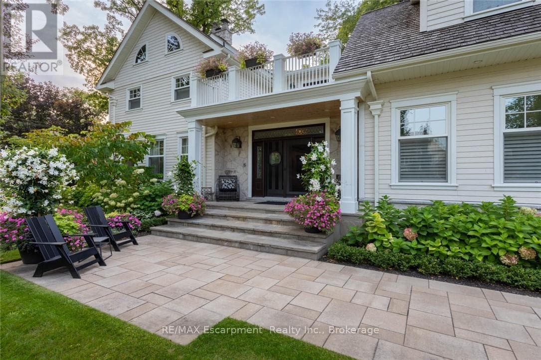 347 EAST HART CRESCENT — photo 4