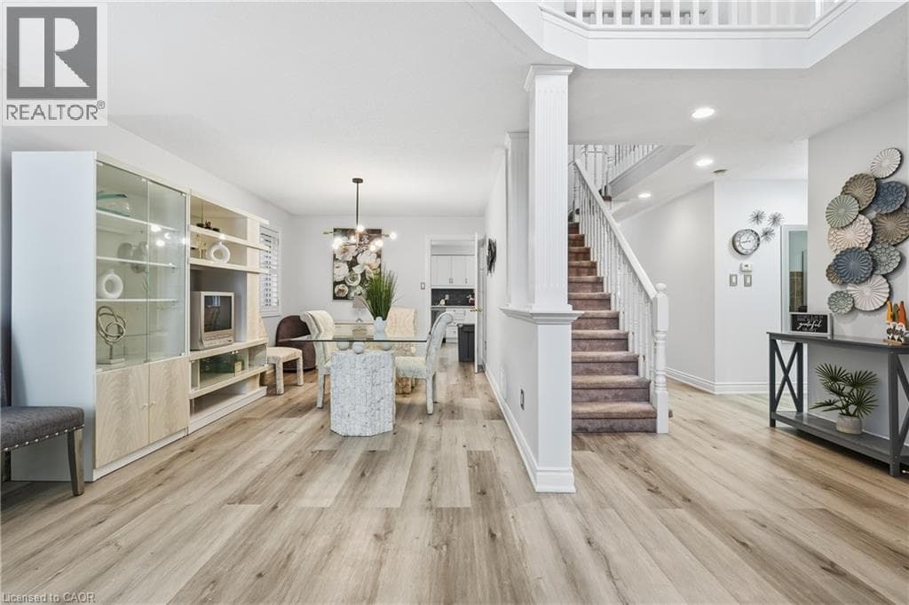 66 SUFFOLK STREET — photo 4
