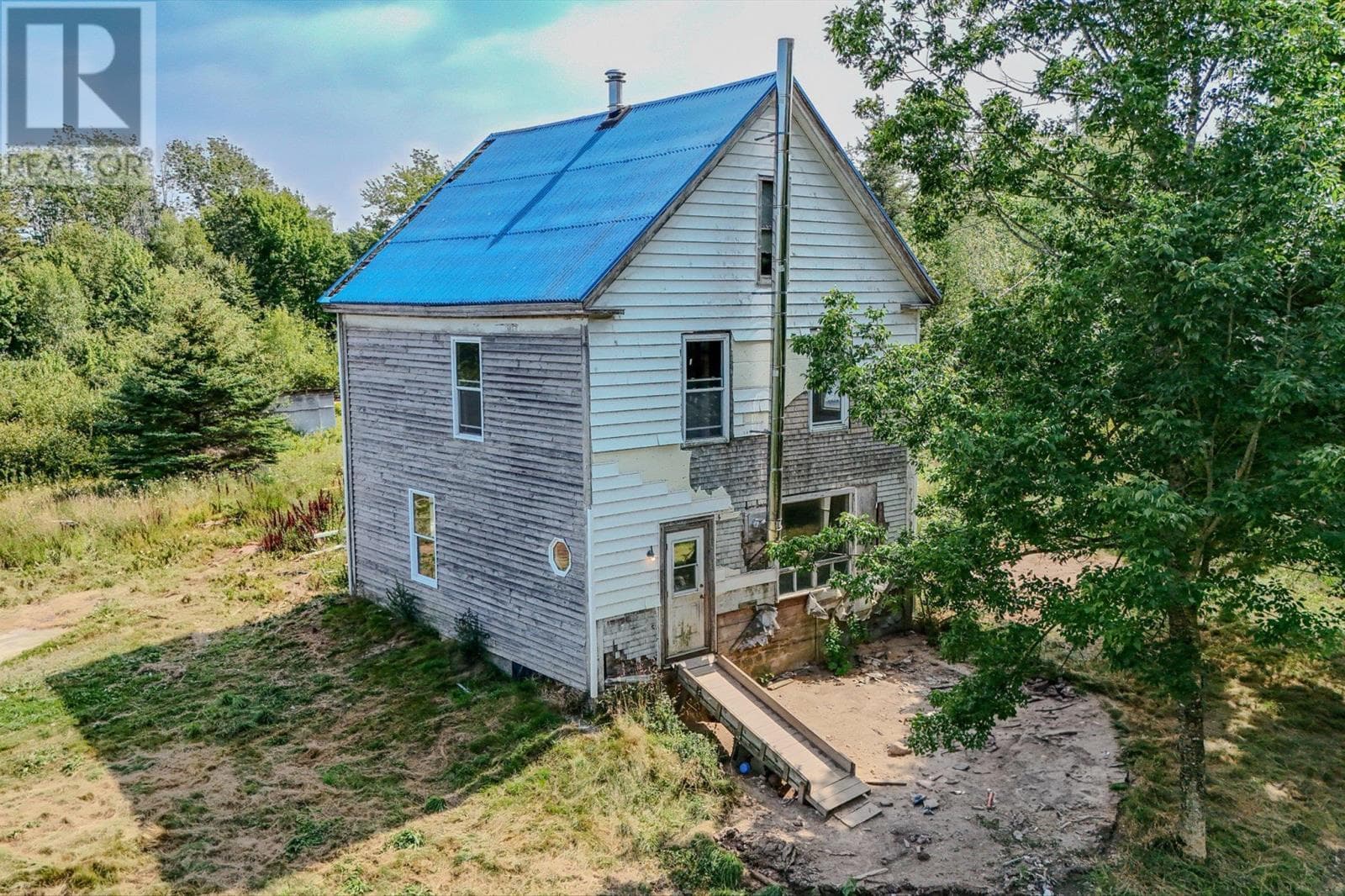 824 BEECH HILL ROAD in 