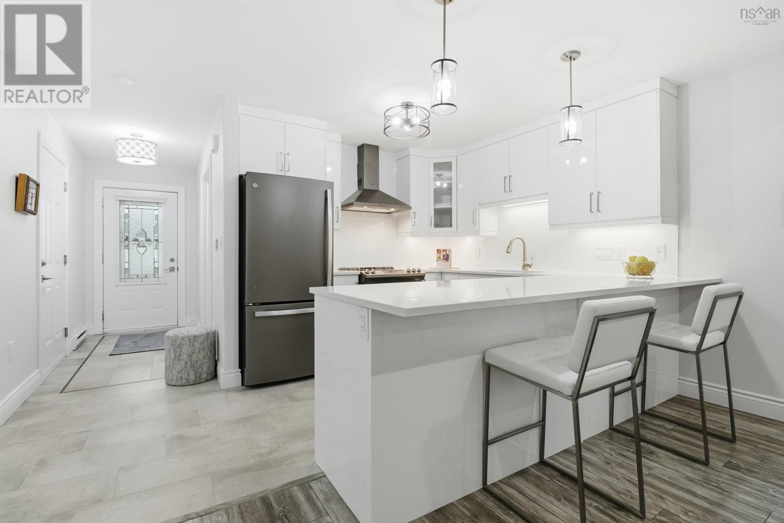26 Elizabeth Avenue — photo 5