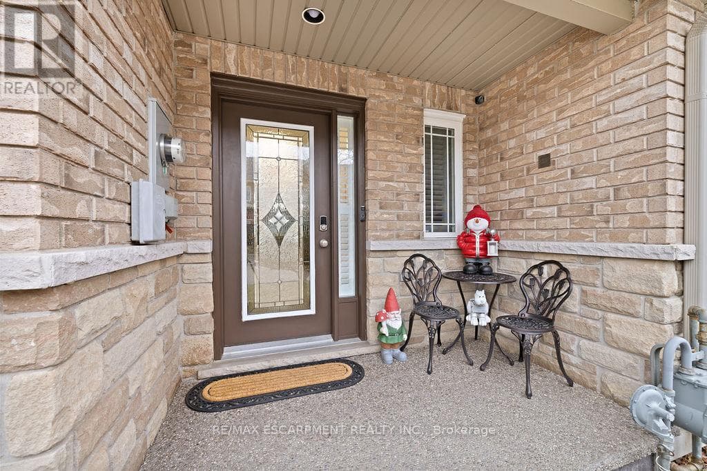 84 PERIWINKLE DRIVE — photo 3
