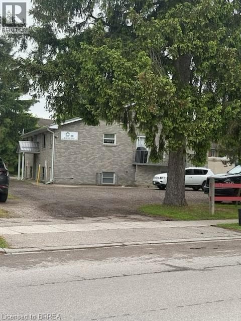 251 WILLIAM STREET — photo 3
