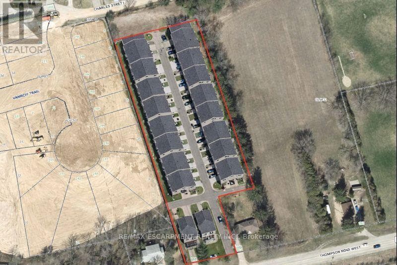 211 THOMPSON ROAD WEST — photo 3