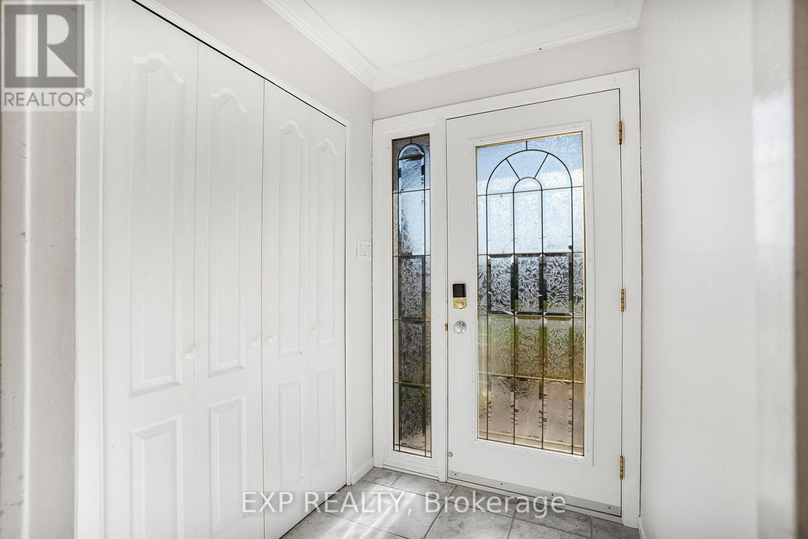 5 ALBERT STREET — photo 4