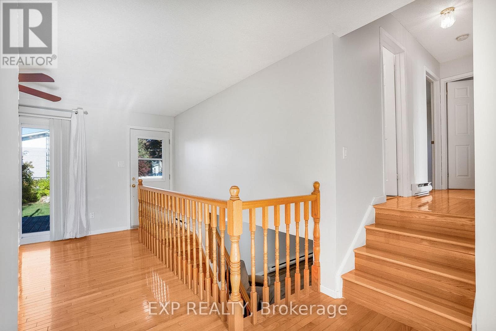 5 ALBERT STREET — photo 5