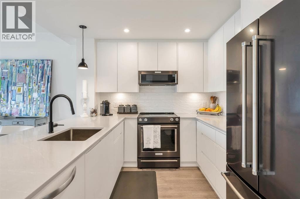 2506 2180 KELLY AVENUE in Port Coquitlam