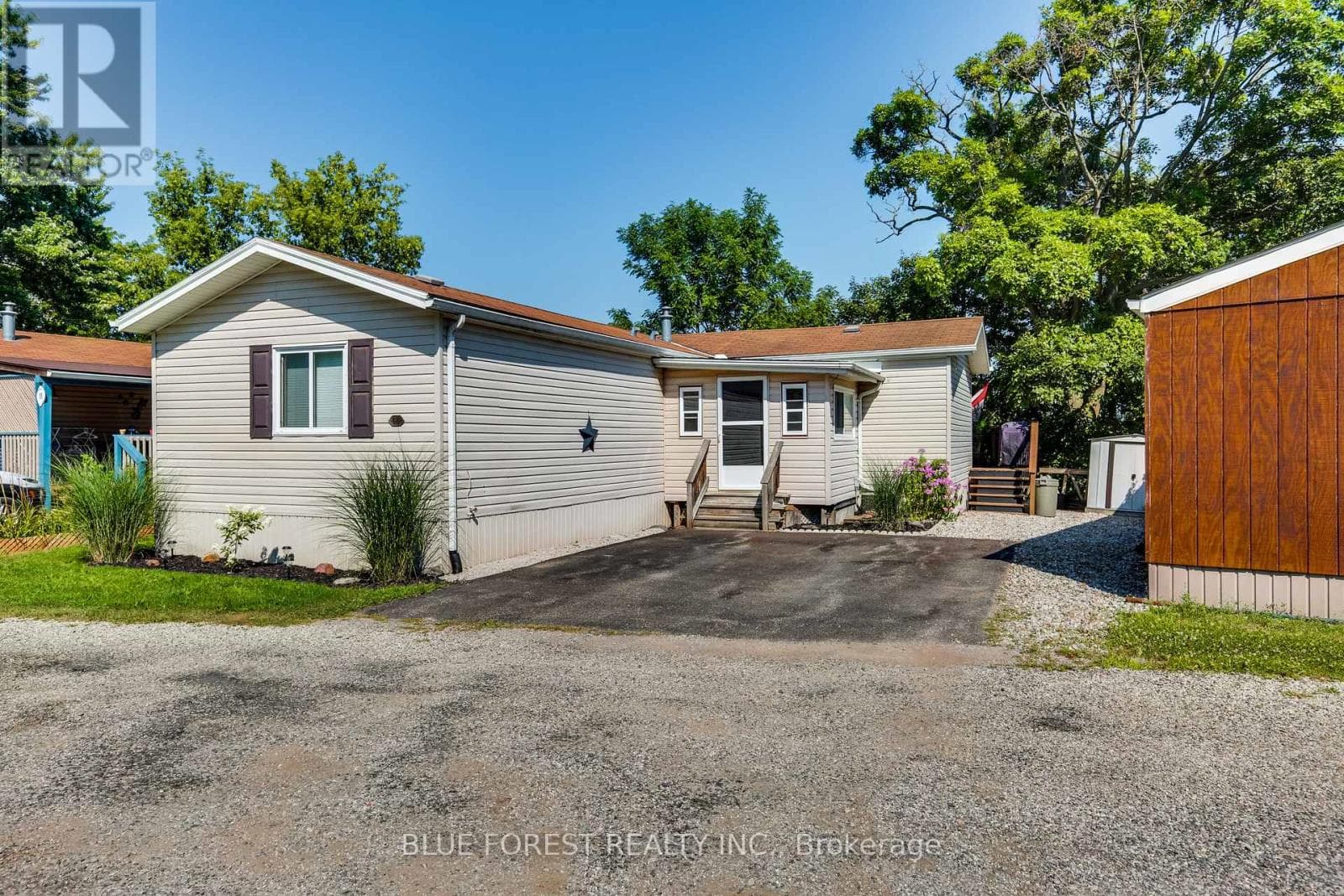 52 - 3100 DORCHESTER ROAD in 