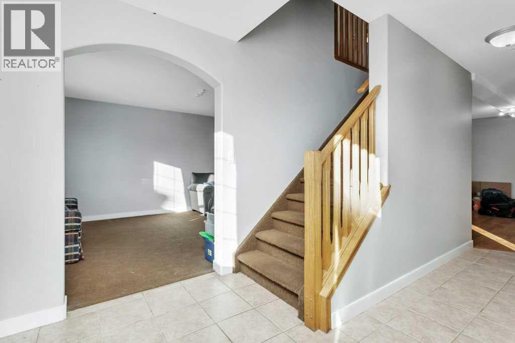 132 Sabre Road — photo 4
