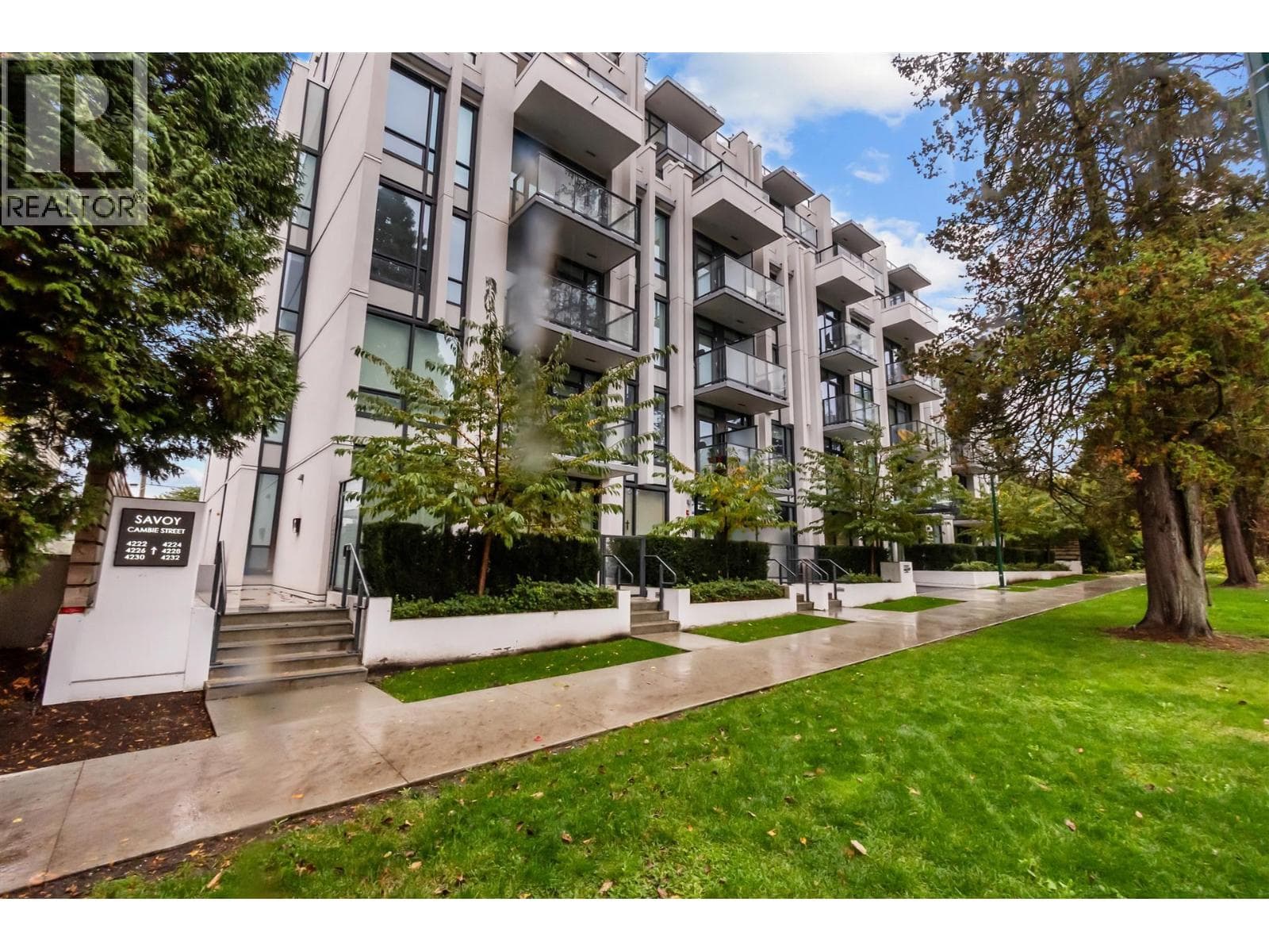 601 4240 CAMBIE STREET in Riley Park