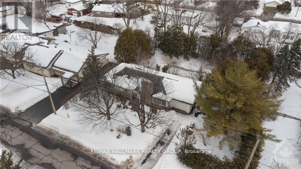 999 LAPORTE STREET — photo 4