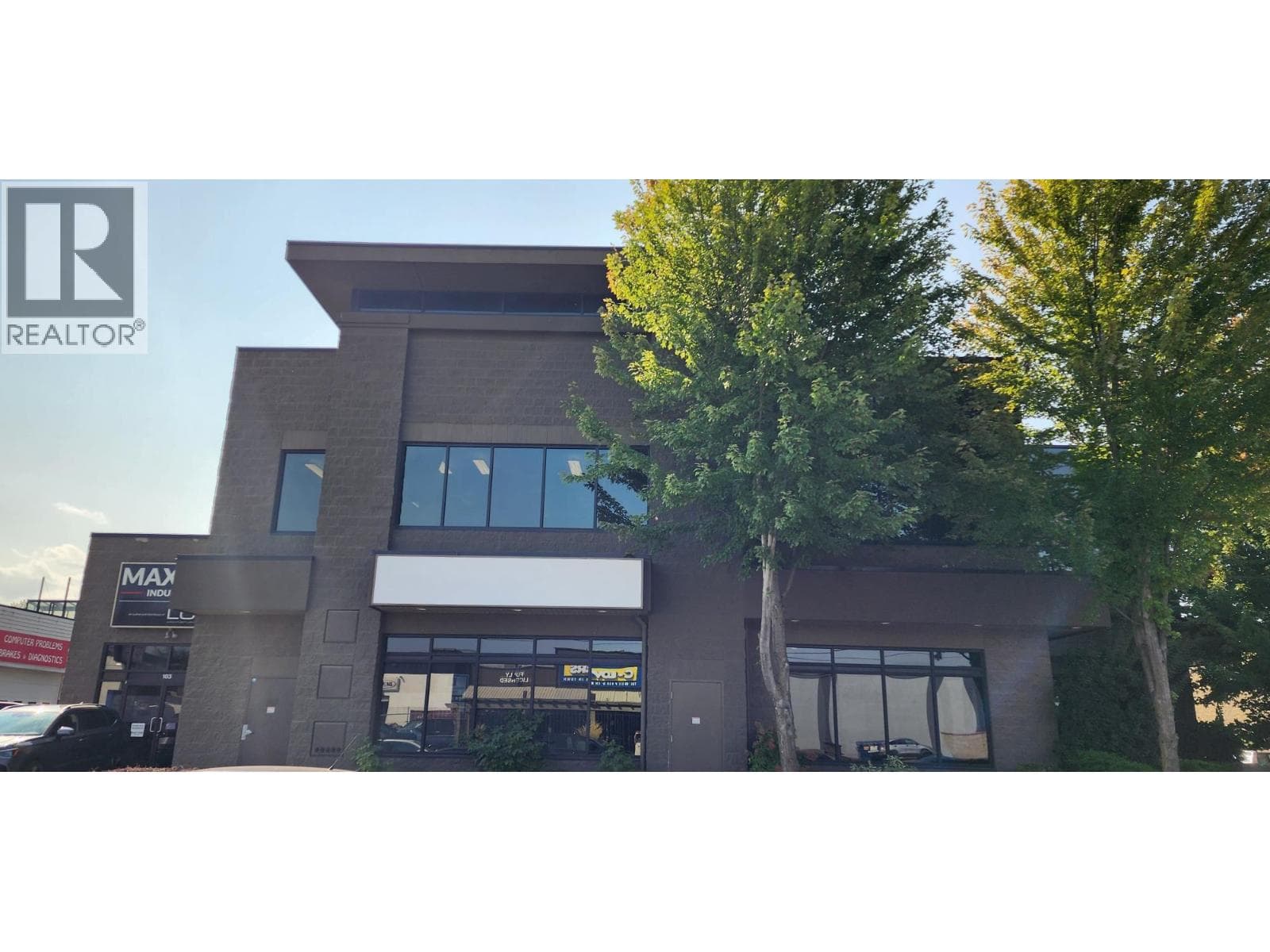 2500 53 Avenue Unit# 102 in 