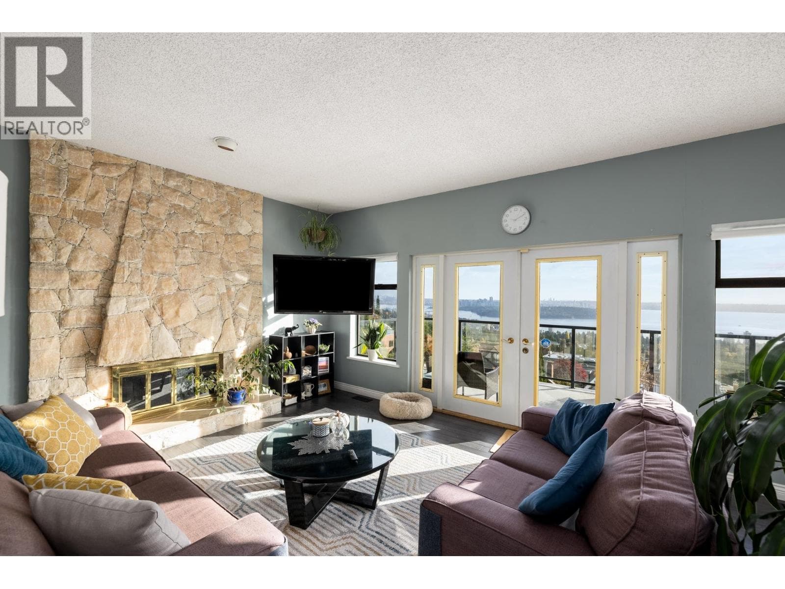 2346 WESTHILL DRIVE — photo 5