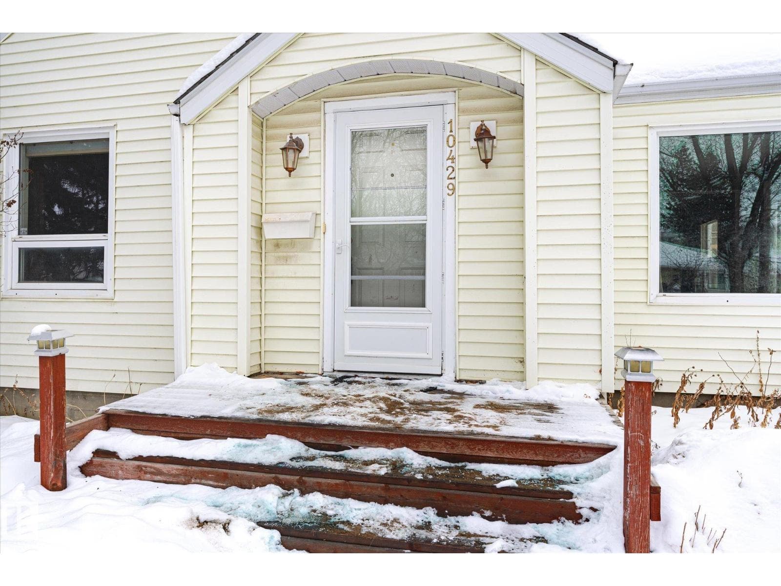 10429 143 STREET NORTHWEST, Edmonton — photo 2
