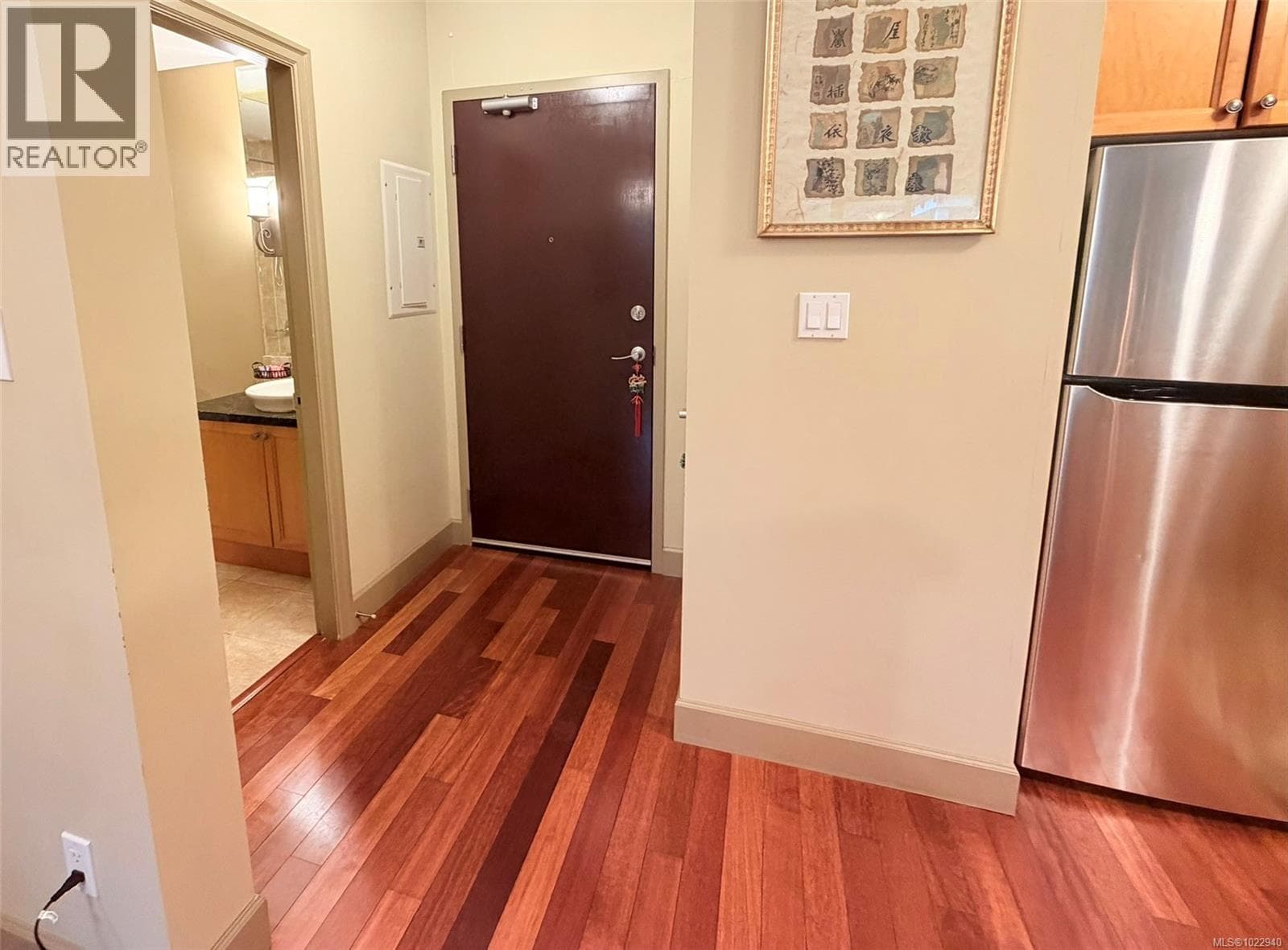 210 1620 MCKENZIE AVENUE — photo 4