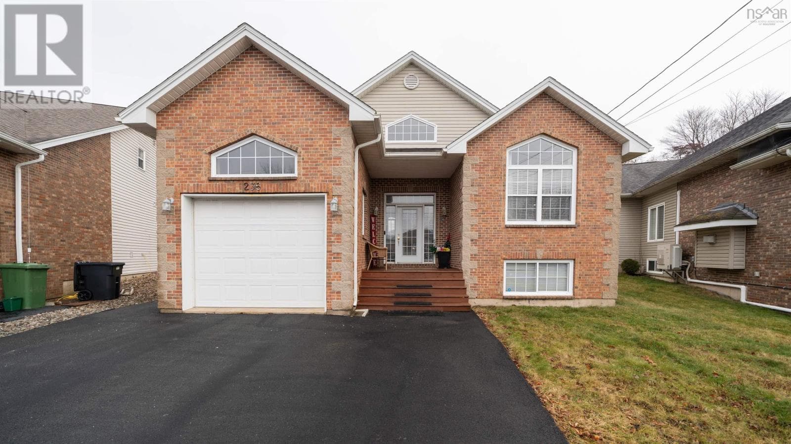 236 SUMMER FIELD WAY in DARTMOUTH